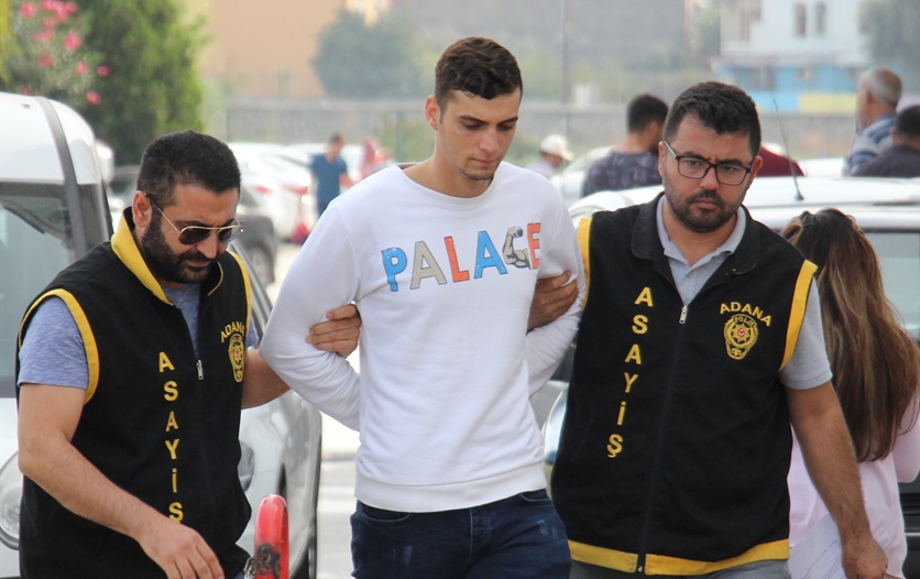 Eskort sitesinden bulduğu 5 kadını gasp etti
