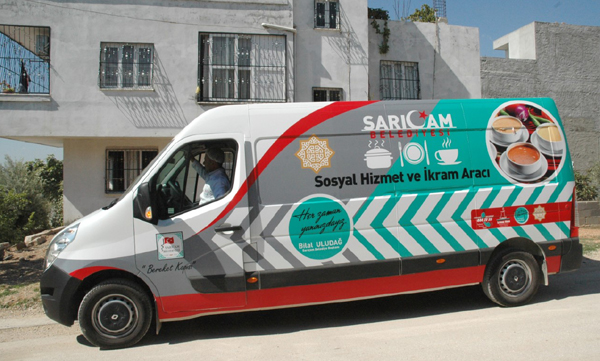 İhtiyaç sahiplerine sıcak yemek