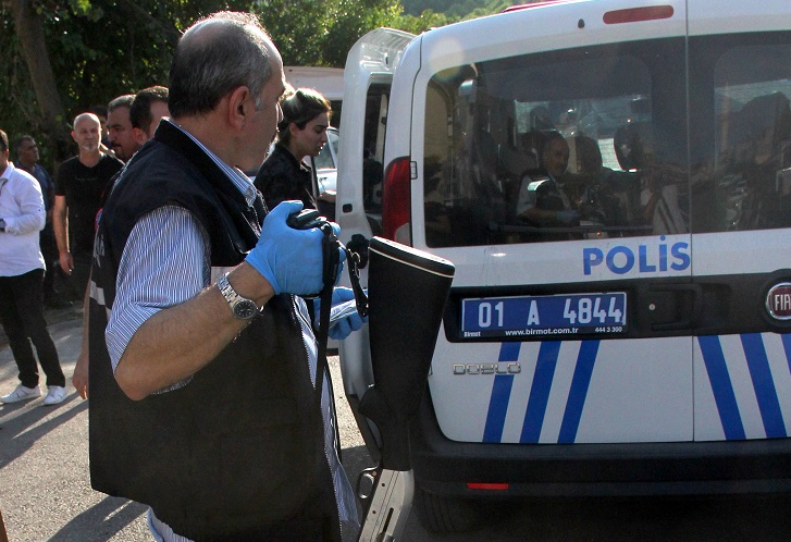 Adana'da laf atma kavgası: 1 ölü, 4 yaralı