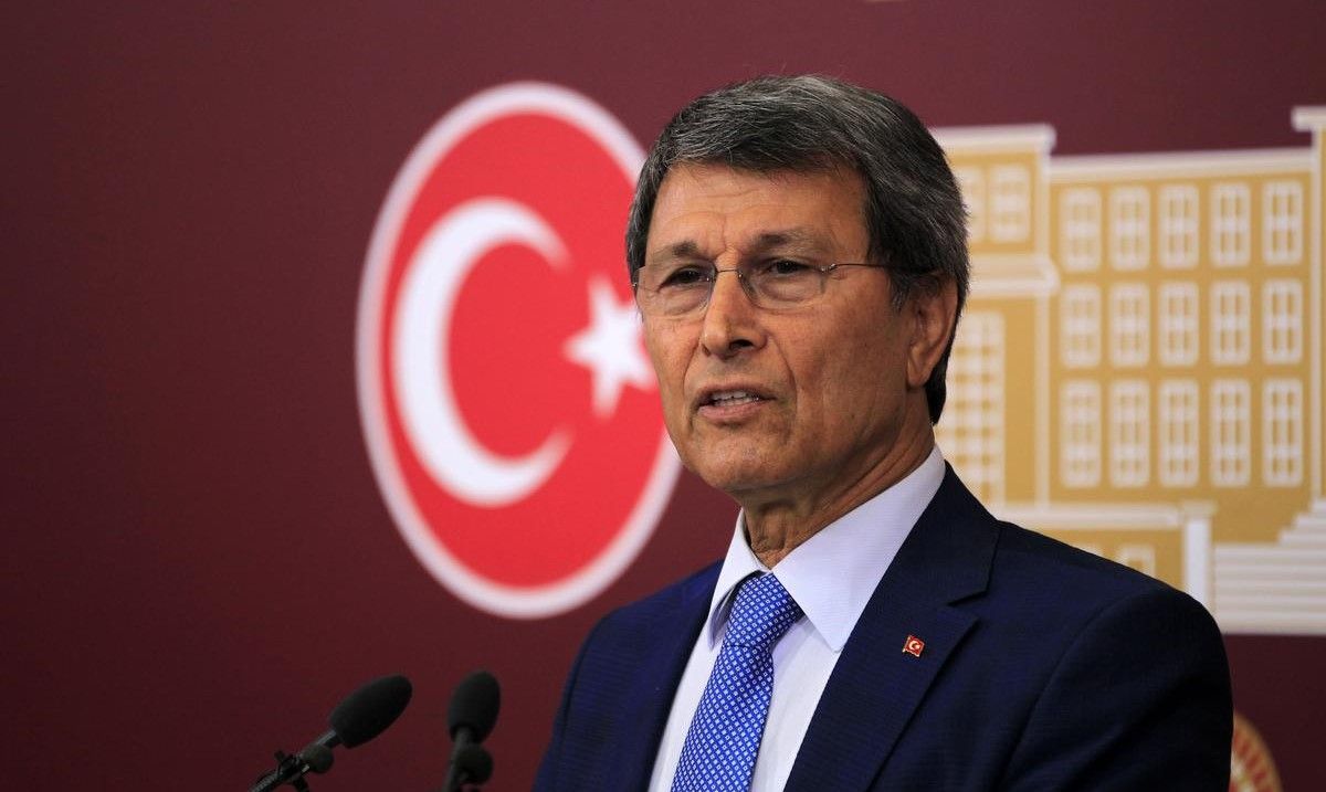“Şehir merkezine Ermeni mezalimi anıtı yaptırın”