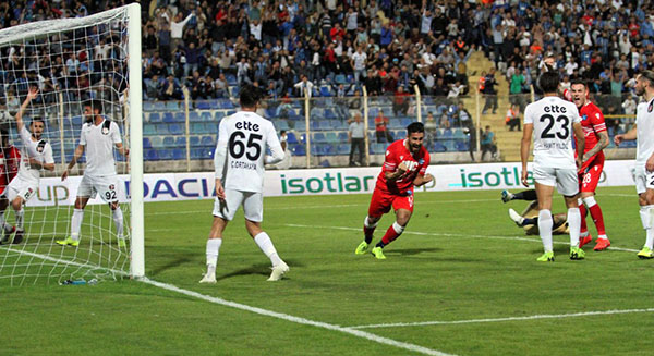Şimşek 3 puana hasret
