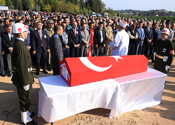 Resulayn şehidi Adana'da toprağa verildi