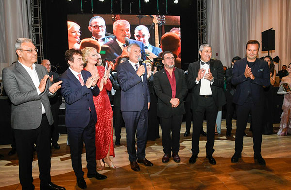 Güney’in İncisi ödülü, Başkan Zeydan Karalar’a