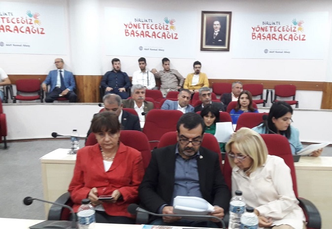 SEYHAN MECLİSİ'NDE UYUM VAR