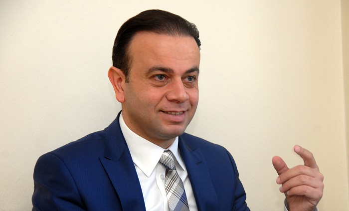 Karalar ‘siyaset’ yaptı!