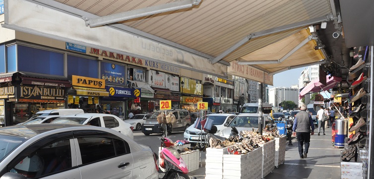 YAKIŞMIYOR