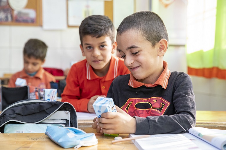 56 bin öğrenci ücretsiz süt içiyor