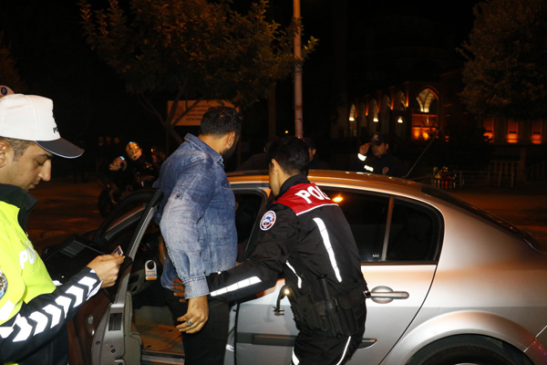 Adana’da şok asayiş uygulaması