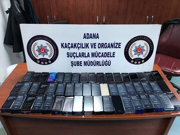 Kaçak telefon operasyonu