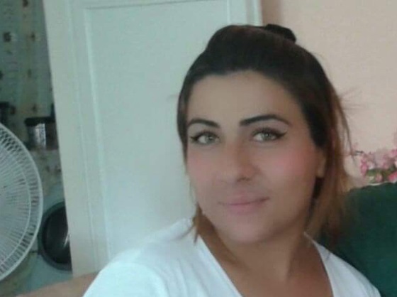 Kocası bıçaklamış!