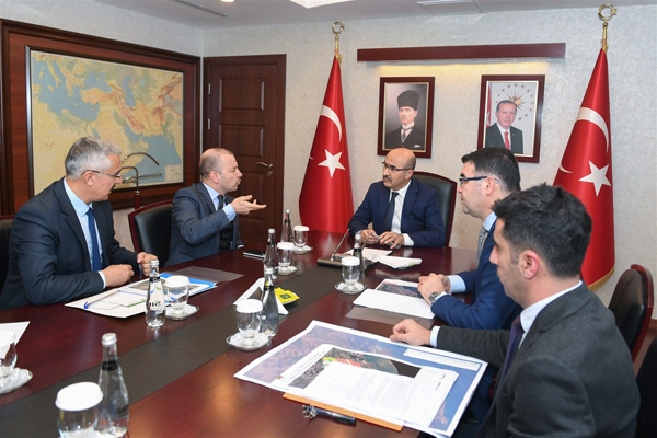 Vali Demirtaş: