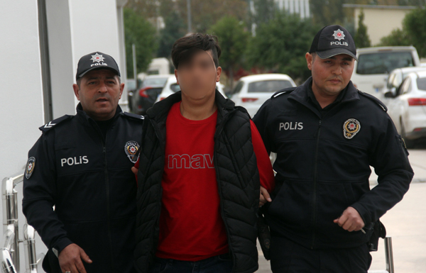 15 yaşındaki kayıp kızı özel ekip buldu