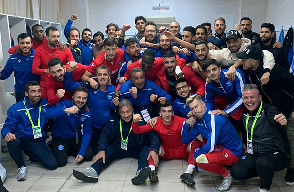 Şimşek soluklandı