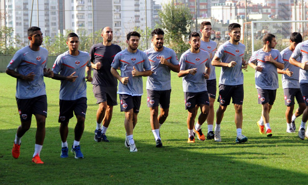 Adanaspor hazırlıklarına kaldığı yerden devam etti