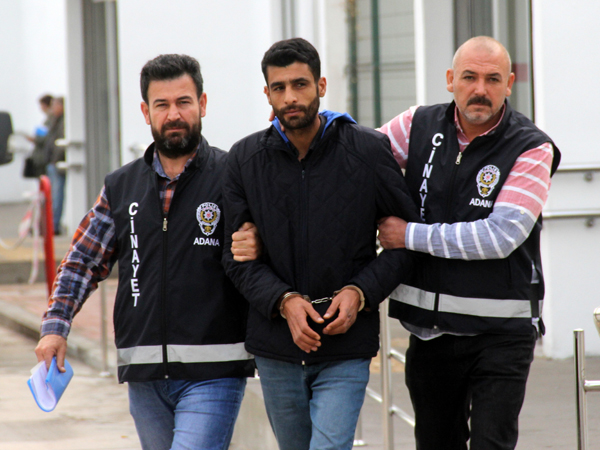 Hem sarkıntılık etti hem yaraladı
