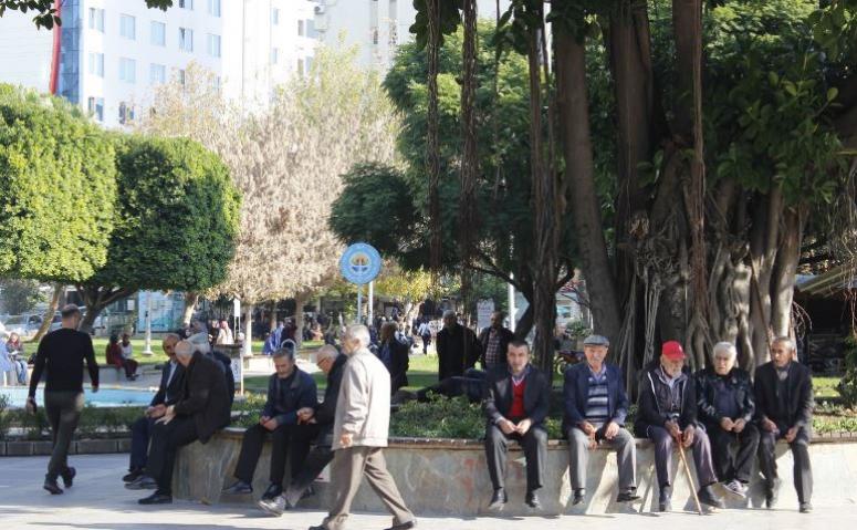 Parklarda dilenci ve fuhuş tacizi!