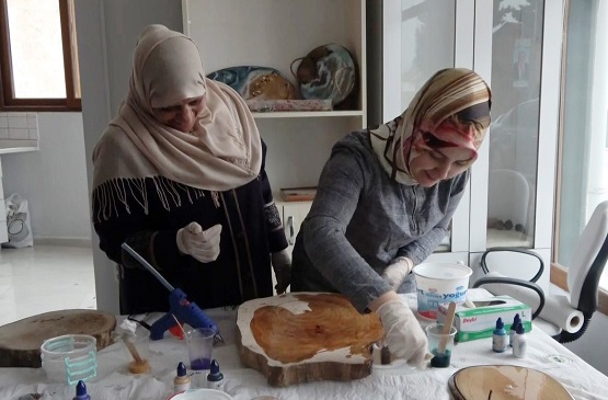 Kadınlar öğrenerek kazanıyor