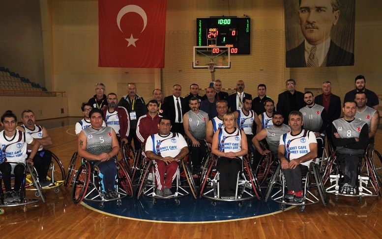 Adana Engelliler: 82 Martı Engelliler: 61