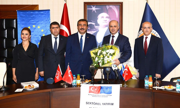Çetin, ''60 gencimizi daha iş sahibi yapacağız''