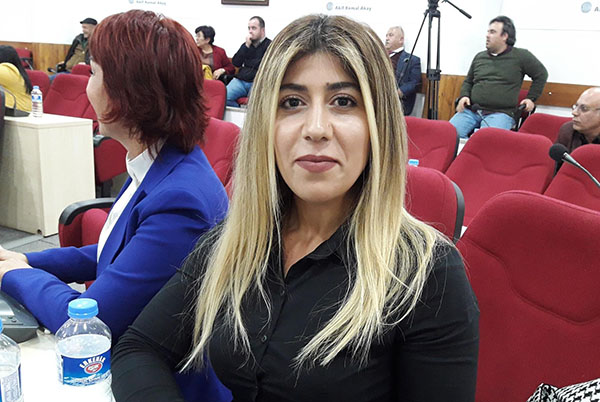 Seyhan Belediye Meclisi Katipliğine CHP’li Gülcan Bingöl seçildi