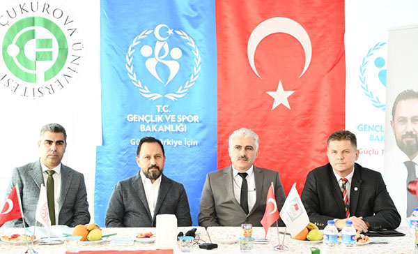 Adana’yı Kano yarışları heyecanı sardı