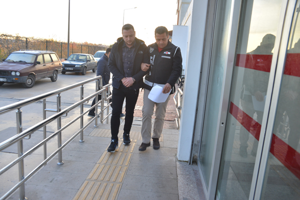 İmza taklidiyle 156 milyon liralık vurgun