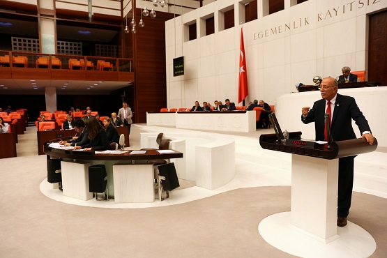 Koncuk millet bahçelerini sordu