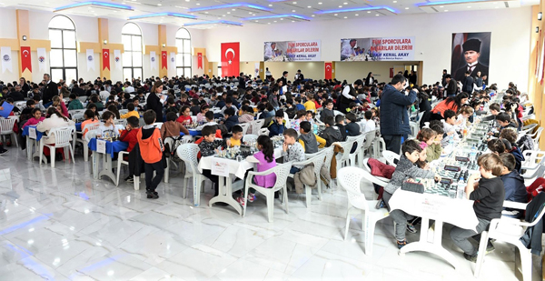 Seyhan’da satranç şöleni