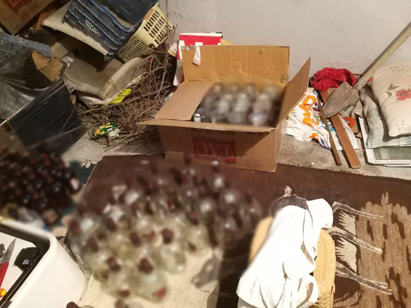Adana'da 250 şişe kaçak içki ele geçirildi