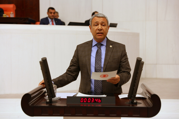 Sümer: Gözünüzü emekliye mi diktiniz?