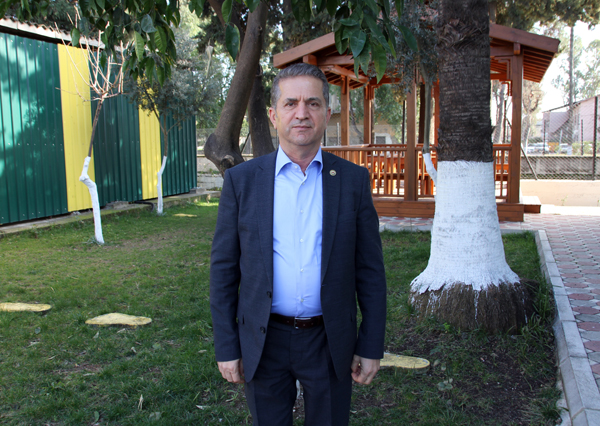 Çiftçi elektrik kesintilerinden dertli