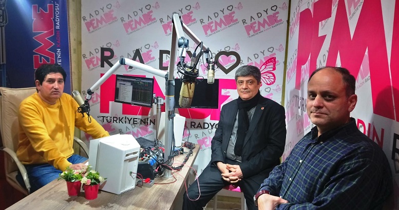 Adana gündemi Radyo Pembe’de masaya yatırıldı