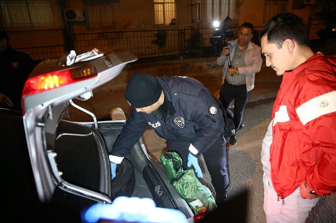 Adana'da narkotik ve şok uygulamaları