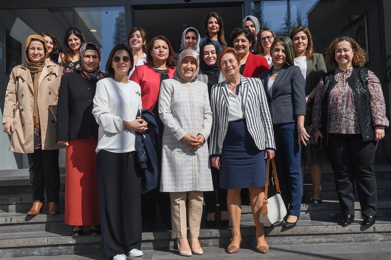 Beyhan Demirtaş kadınlar gününü unutmadı