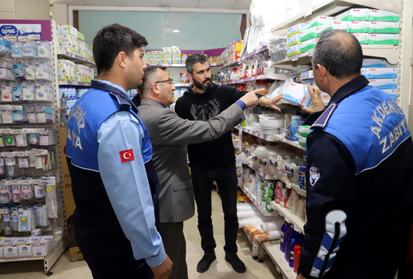 Akdeniz zabıtasından fiyat artışlarına karşı denetim