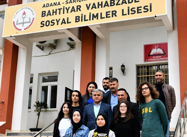 VAHAPZADE SOSYAL BİLİMLER ŞAMPİYON OLDU