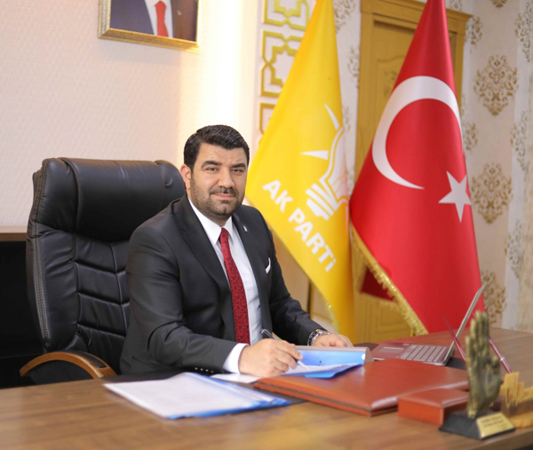 AK PARTİ YARDIM YARIŞINDA