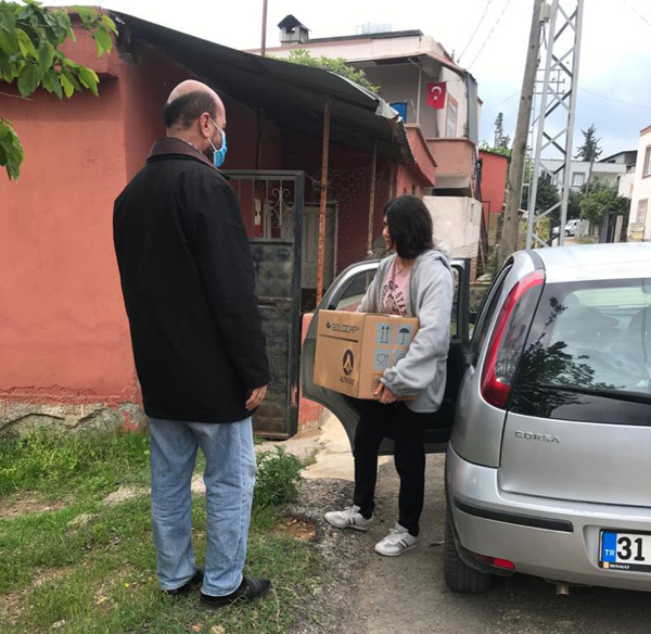 Kozanlı eğitimcilerden örnek davranış