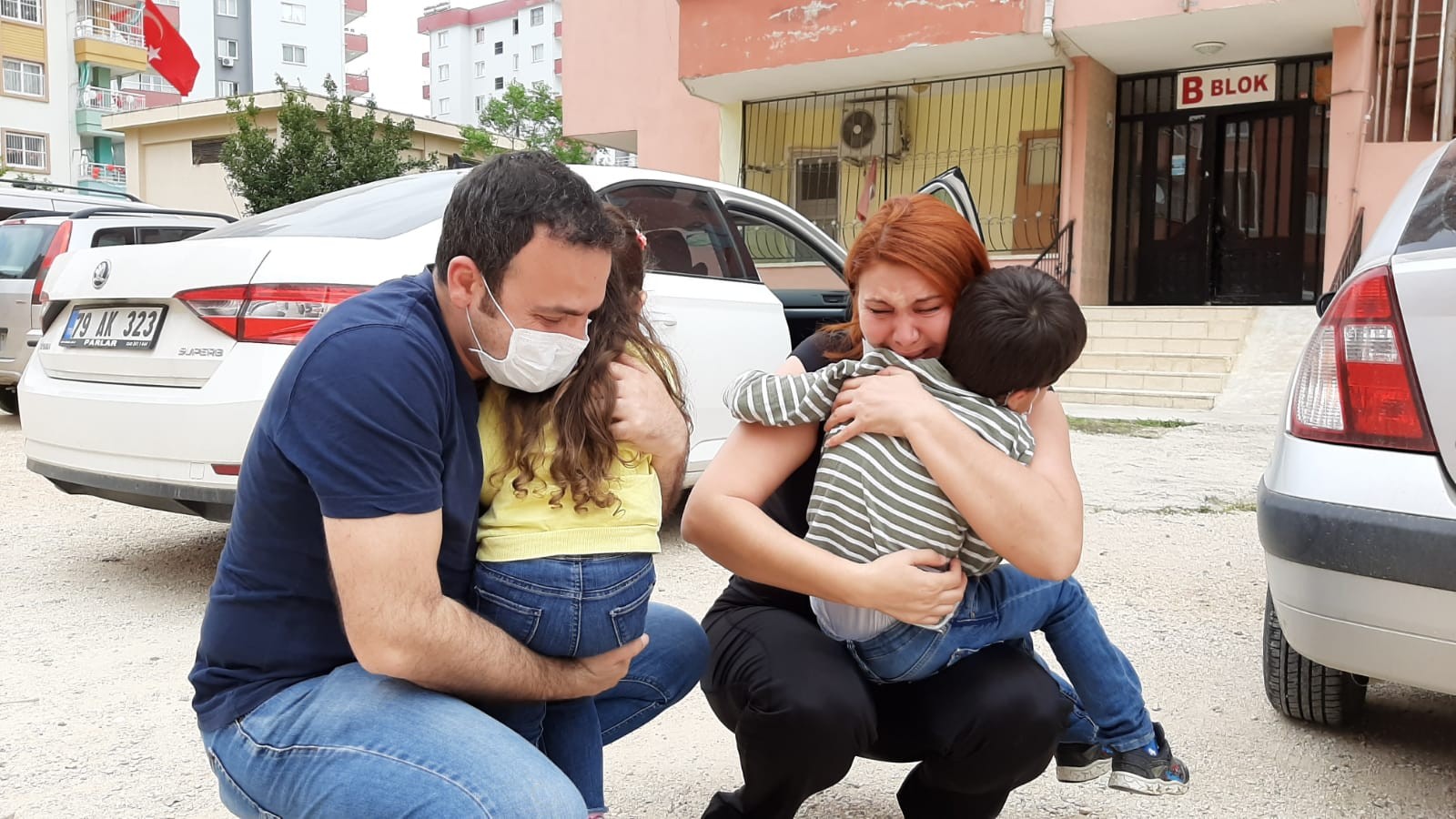 GÖZYAŞLI KAVUŞMA