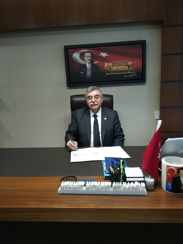 Çulhaoğlu: Belediyelerin çalışmaları engelleniyor