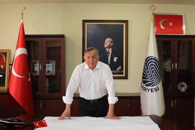 “1 Mayıs emekçilerin simgesidir”