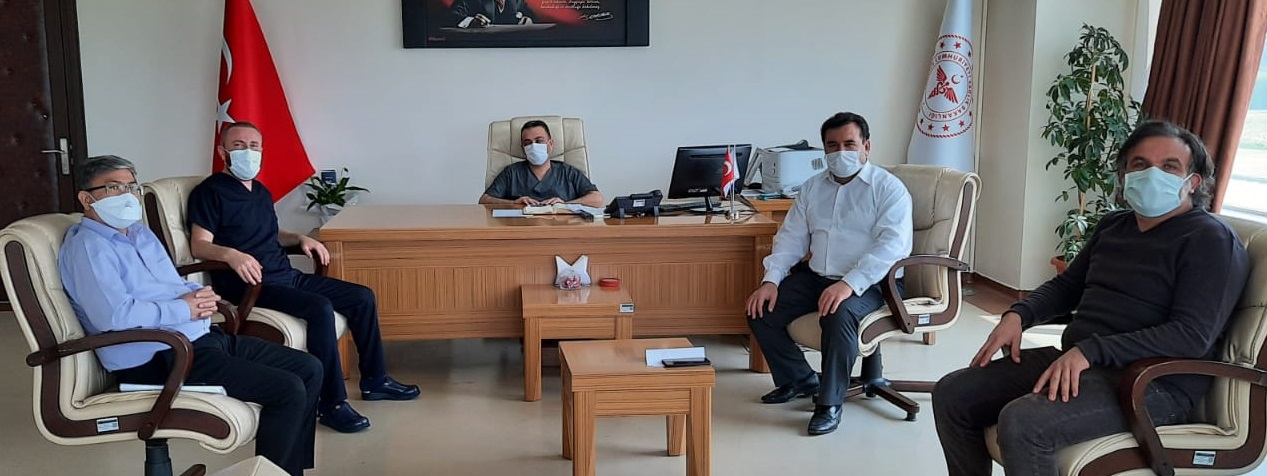 Kahraman doktora hastanede ziyaret