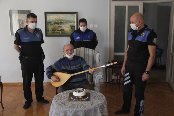 Polisin doğum günü sürprizi