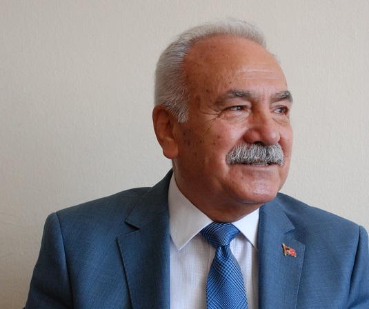 Sesimizi duyan yok!