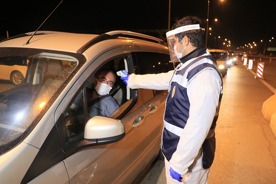 Seyahat kısıtlaması kalktı Adana’da hareketlilik başladı