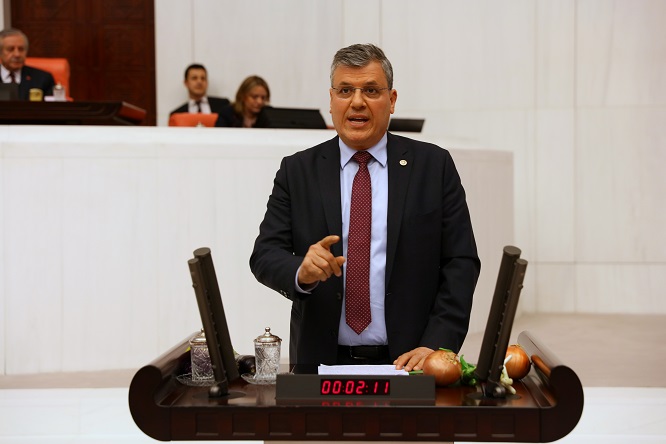 Ayhan Barut'tan engelliler için yasa teklifi