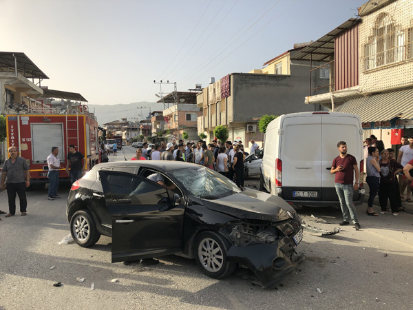 YİNE KAZA: 2 YARALI