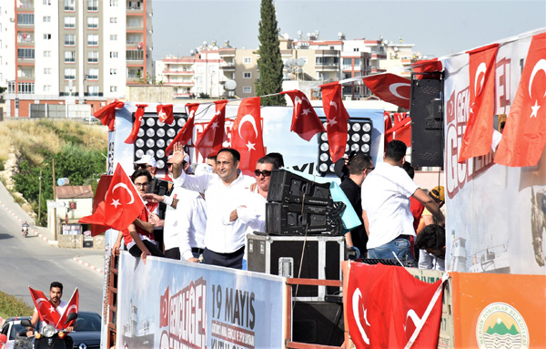 Toroslar'da bayram coşkusu evlere taşındı