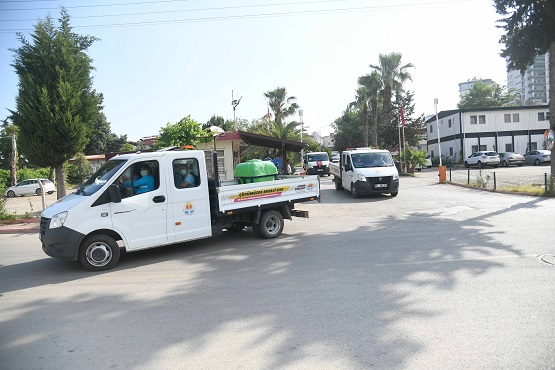 Sineksiz Adana için limitsiz mücadele