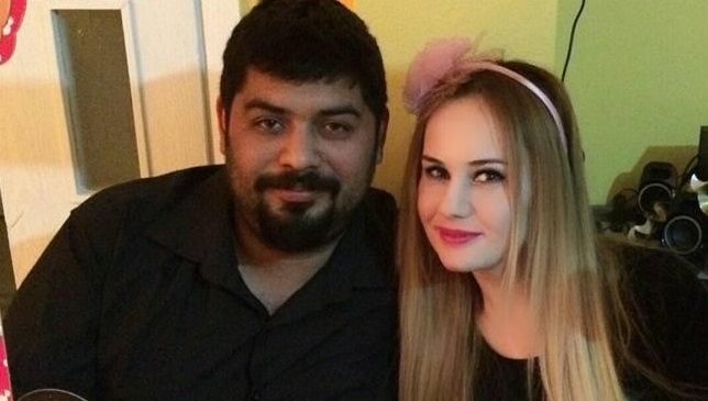 ARAÇLARI MEZARLARI OLDU